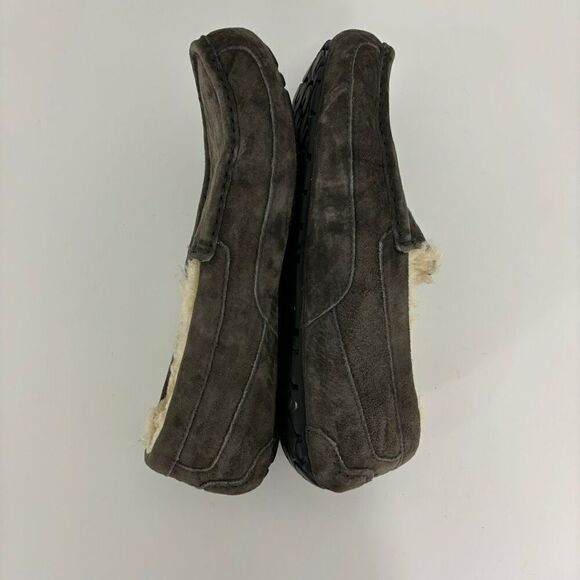 UGG Grey Suede Fur Lined Men's Slippers - Picture 7 of 8